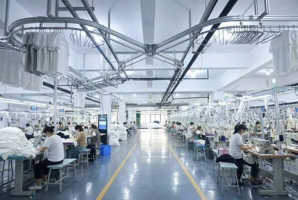 Guangzhou Odin Apparel Co., Ltd.， สายการผลิตของผู้ผลิต