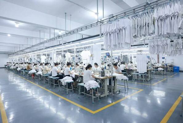 Guangzhou Odin Apparel Co., Ltd.， สายการผลิตของผู้ผลิต