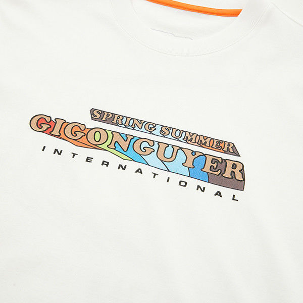 เสื้อยืดชายแบบแต่งเองลายลาย 250 กิโลกรัม สําหรับสวมสํานักงานประจําวัน