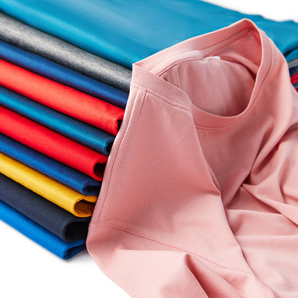 เสื้อยืดขนาดใหญ่สําหรับการทํางานประจําวัน สีชมพูสีดํา