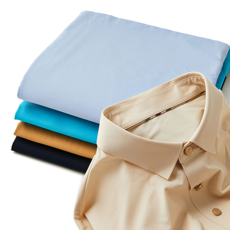 OEM ODM เสื้อยืดโปโลขีดผ้าสําหรับผู้ชาย ออกแบบตามสั่ง สีคอ ปุ่มหน้า