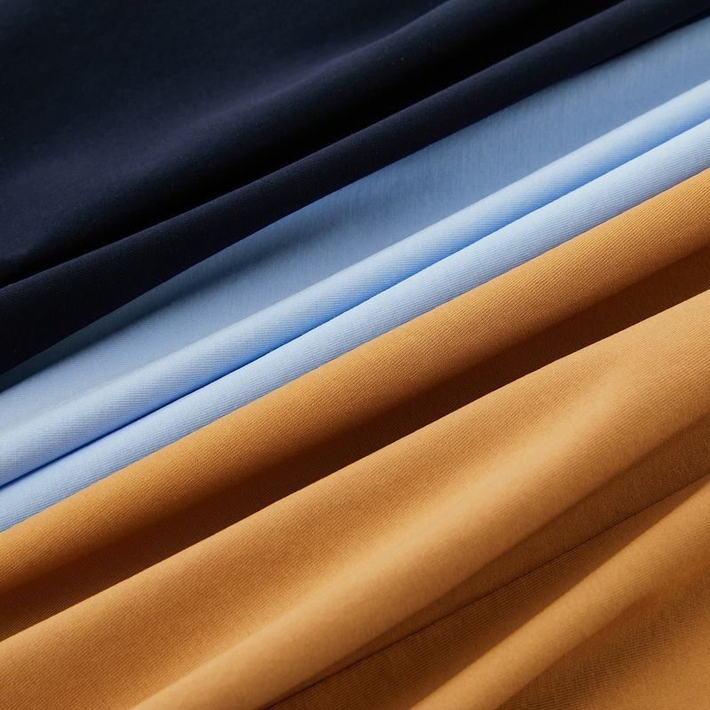 โลโก้สีที่กําหนดเอง Polo Spandex ไนลอนชาย เสื้อยืด T ไม่มีรอยสําหรับรูปแบบ OEM ODM