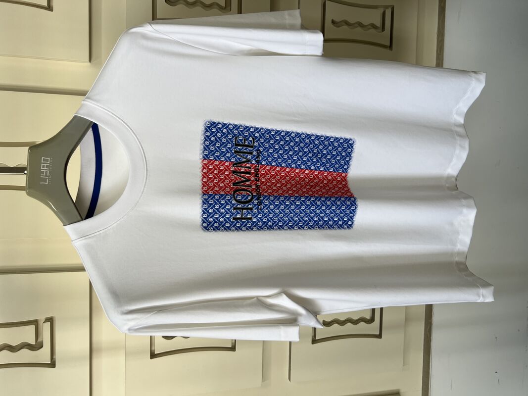 เสื้อยืดคอลูกเรือ สีขีด 3D Letter & Pattern Design เสื้อยืดคอกลมหรู ชาย เสื้อยืดเสื้อยืด Jersey Manufacture