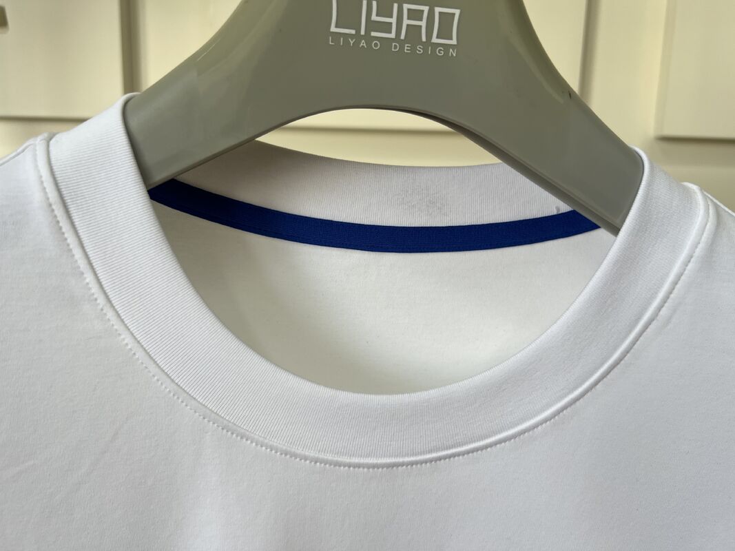 เสื้อยืดคอลูกเรือ สีขีด 3D Letter & Pattern Design เสื้อยืดคอกลมหรู ชาย เสื้อยืดเสื้อยืด Jersey Manufacture