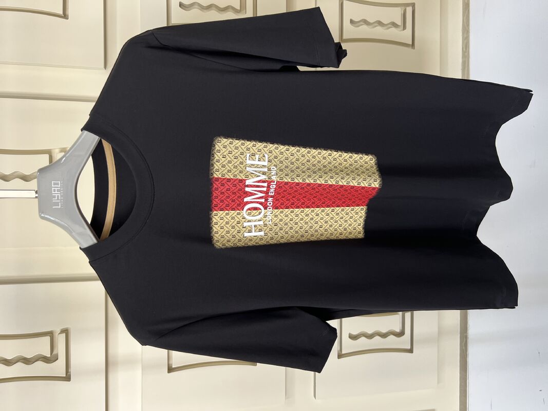 เสื้อยืดคอลูกเรือ สีขีด 3D Letter & Pattern Design เสื้อยืดคอกลมหรู ชาย เสื้อยืดเสื้อยืด Jersey Manufacture