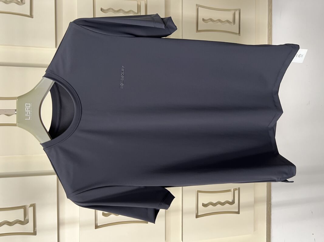 เสื้อกีฬาชาย ชุดกีฬาแบบสุ่มสีดํา - สั้น - แขน T - เสื้อและกางเกง กางเกงที่สามารถหายใจได้