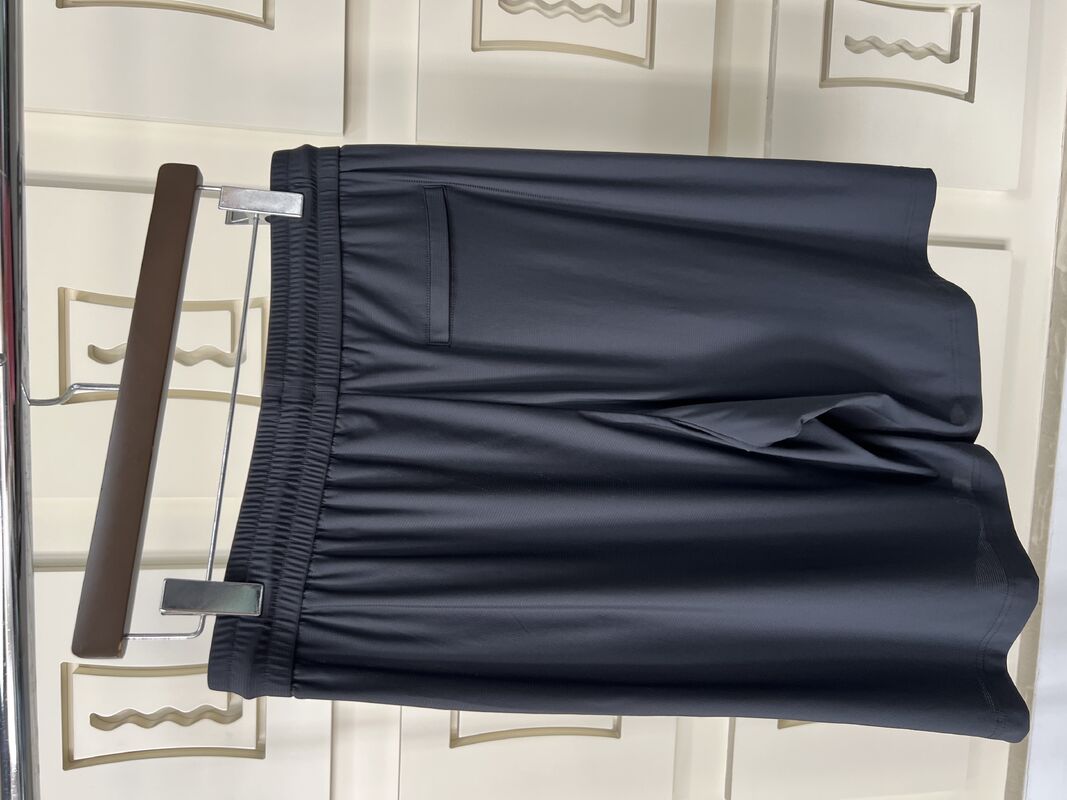 เสื้อกีฬาชาย ชุดกีฬาแบบสุ่มสีดํา - สั้น - แขน T - เสื้อและกางเกง กางเกงที่สามารถหายใจได้