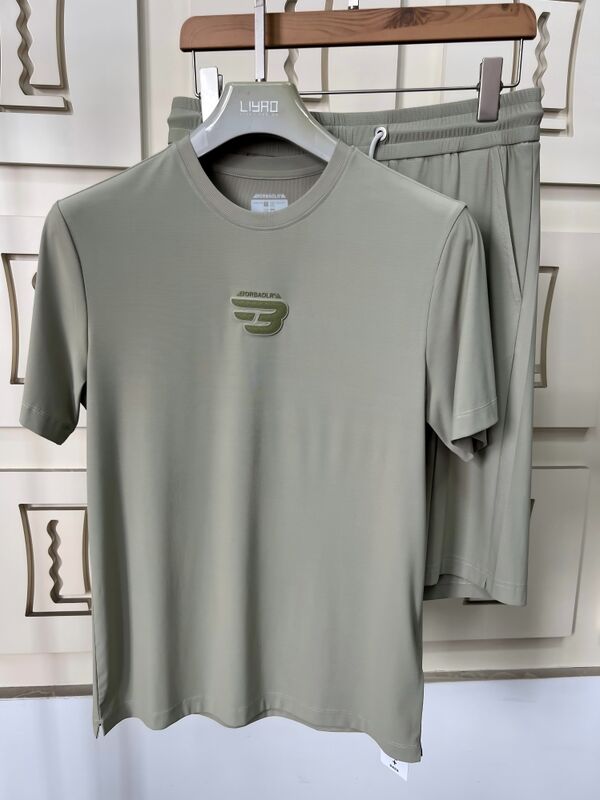 ชุดโปโลแขนสั้นระบายอากาศได้ดีสำหรับผู้ชายในฤดูร้อน ผ้าโพลีเอสเตอร์/คอตตอน น้ำหนักเบา