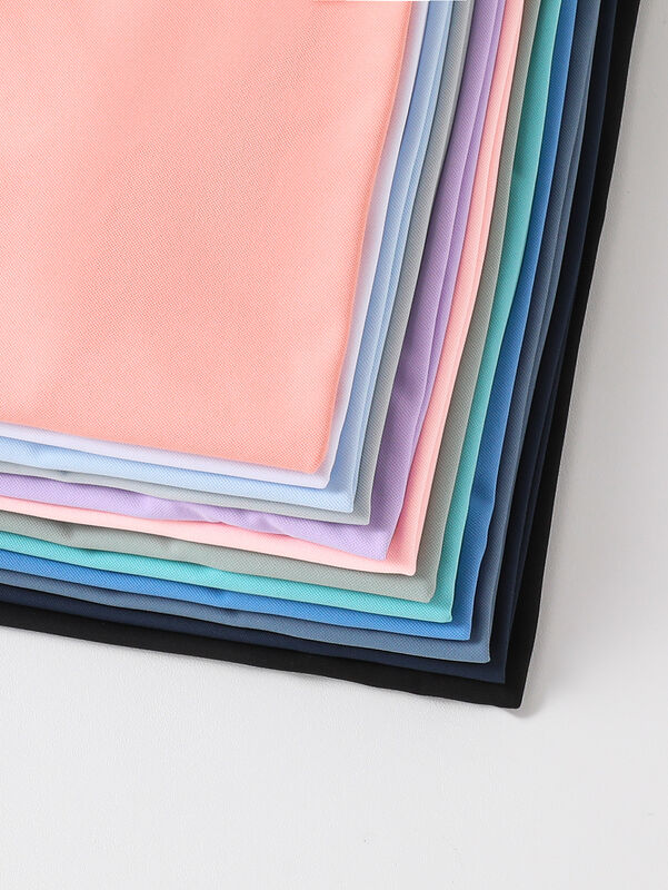 เสื้อโปโลกอล์ฟชายผ้าโพลีเอสเตอร์และคอตตอน แห้งเร็ว ปรับแต่งได้ สำหรับธุรกิจ